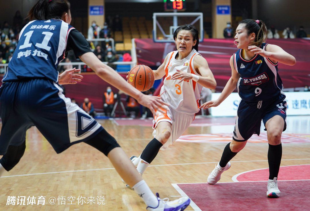 专家推荐　【球王陈大师】足球20中16 奉上下午日联：川崎前锋vs柏太阳神【华子侃球】足球7连红带来下午韩职联：FC江原 VS 金浦FC【东方球圣】足球7连红 带来下午韩职联：水原FC VS 釜山偶像今日热点赛事今日下午，澳超迎来惠灵顿凤凰 VS 纽卡斯尔喷射机，晚间五大联赛火热进行，7连红专家东方球圣等人带来赛事解析。